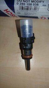 Vstrikovač BOSCH 0280158038 - 2