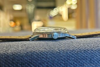 Československé mechanické vintage retro hodinky PRIM Datumat - 2