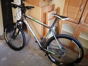 horské kolo Apache Manitou A7 - černá/zelená - 2