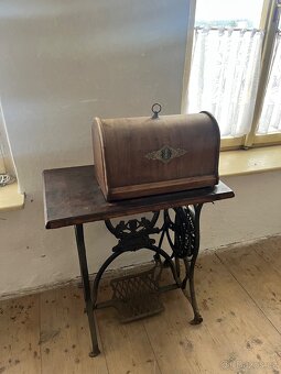 Šicí stroj Singer - 2