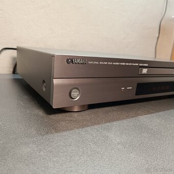 YAMAHA DVD-S1800 - 2