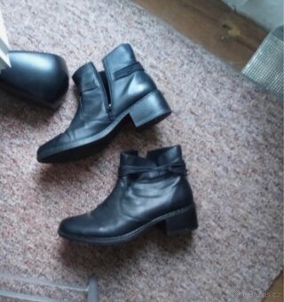 Kotníkové boty Rieker vel.42. - 2