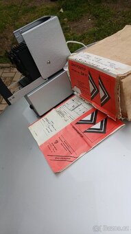 Promítací na  diapozitivy - 2