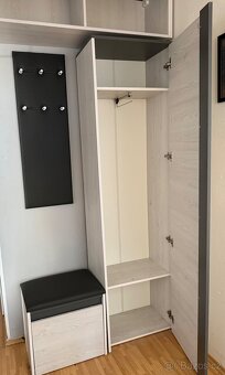 Skříň, botník, předsíň - 2