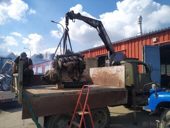 Prodám V3S sklápěč s hydraulickou rukoul - 2
