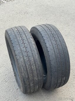 Letní pneu 215/70 R15 C 2020 5mm - 2