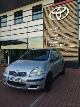 Toyota Yaris 1.0 VVTI - 2
