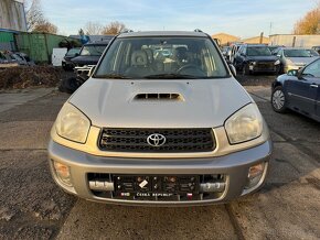Toyota Rav 4 03 2.0 D4D pouze na náhradní díly - 2