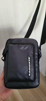 Lacoste kabelka přes rameno - 2
