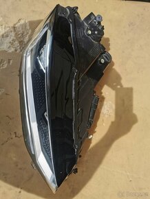VW SPORTSVAN LIFT PP LP LED 517941078A 077A - 2