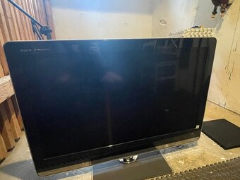 TV - Aquos Quattron Sharp - 2