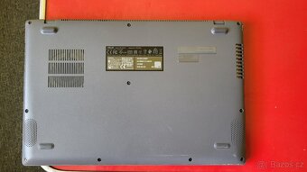 Malý, lehký a přenosný ntb AMD - 2