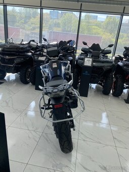 800 MT Sport Skladem - SKLADEM, Sada Boxů zdarma - 2