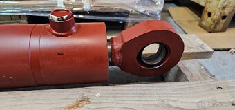 Hydraulický válec 100/55 zdvih 500mm - nový - 2