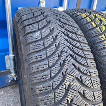 Zimní pneu 215/60 R17 96H Michelin 6,5-7mm - 2