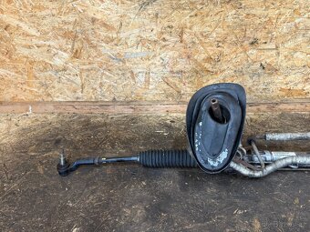 HŘEBENOVÉ ŘÍZENÍ SERVO ŘÍZENÍ VOLVO S80 2.4D 6G91-3A500M - 2