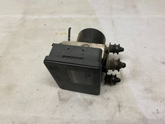 VW GOLF 5 2003-2008 - JEDNOTKA ABS 1K0907379K / 1K0614517H - 2