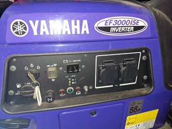 Elektrocentrála Yamaha EF 3000iSE inverter - 2