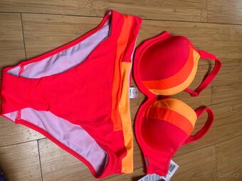 Plavky nove dámské - 2