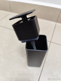 Dávkovač saponátu - 2