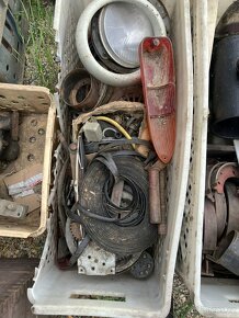 náhradní díly trabant 601 - 2