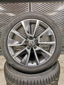 Škoda Karoq celoroční komplet 215/50 R18 Braga - 2