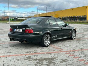 BMW M5 e39, r.v. 2000, najeto 200tis. km, servisní kniha - 2