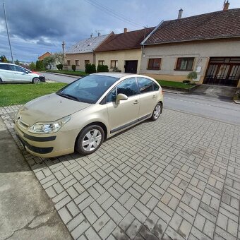 Citroën C4 1.4 16V - 2