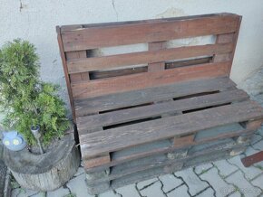 Lavičky z palet - 2