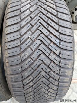 245/40/19 zimní a celorocní pneu 245/40 R19 - 2