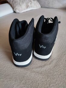 Boty Vty - 2
