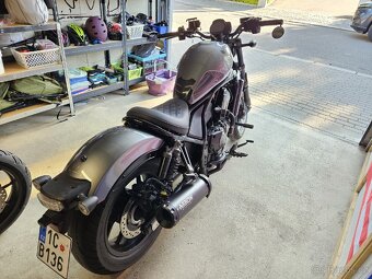 Honda rebel 1100 - 2