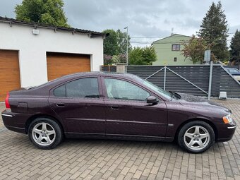 Volvo S60 D5 136kW + nová STK , závada - 2