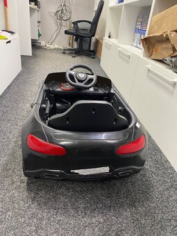 Elektrické autíčko na ovládání D-sport - 2