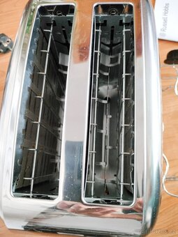 Topinkovač Russell Hobbs 23310 - 2