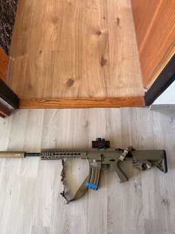 Prodam kompletní airsoft vybavení+ zbraň - 2