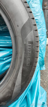 Pneu - Pirelli Cinturato P7 215/55 R17 94V - 2