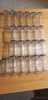 Prodám zavařovací sklenice od kečupu velikost 300 ml - 2