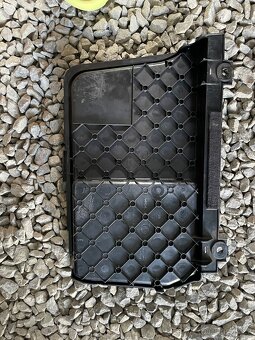 Kryt baterky Bmw E46 - 2