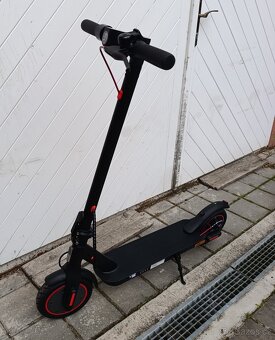 Elektrická koloběžka E9PRO Scooter - 2