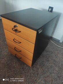 PC stůl + kontejner - 2