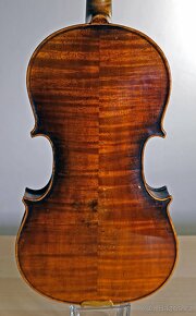 Nádherné housle z 19-ho století opravené F. Herclíkem 1910 - 2