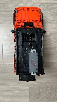 Lego Technic Mercedes Benz G500 42177 - 2
