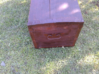 dřevěná truhla oplechovaná - 2