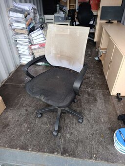 Kancelářská židle - 2