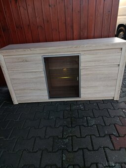 Velká komoda a osvětlením - 2