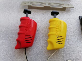 Retro autodráha na díly - 2