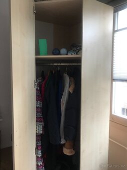 Rohová skříň světlá - 2