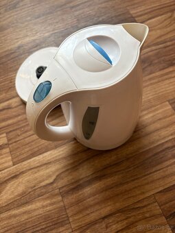 Rychlovarná konvice - 2