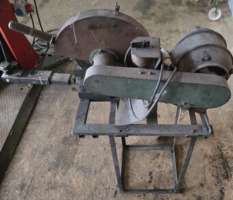 Rozbrusovací pila stolní - 2